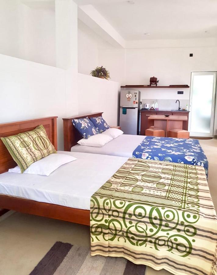 Pearl'S Homestay Матале Екстериор снимка