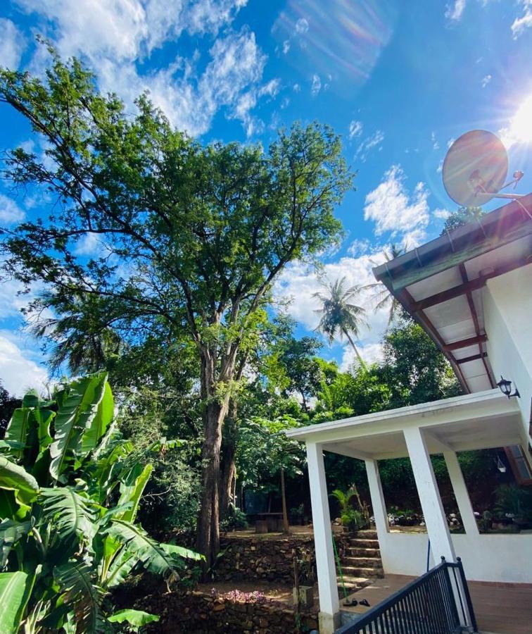 Pearl'S Homestay Матале Екстериор снимка